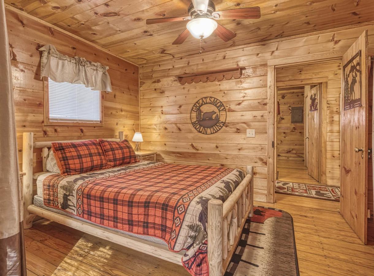 Bear Den, Hot Tub, 1089 Of Free Attraction Tickets For Each Paid Day, Dollywood And More! 塞维尔维尔 外观 照片